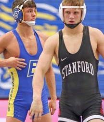 wrestlers bulging 5db0654ed85ce.jpg
