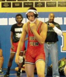 wrestlers bulging 5db0655143f48.jpg
