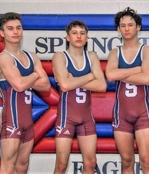 wrestlers bulging 5db0655a3abd3.jpg