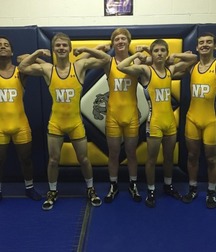 wrestlers bulging 5db0655b84f7d.jpg
