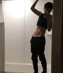 crop tops 5db1db14d4f84.jpg