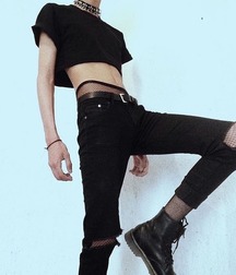 crop tops 5db1db162532d.jpg