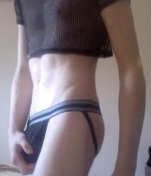 crop tops 5db1db1fb1499.jpg