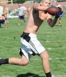 sporting it 5db5a462ed3c8.png