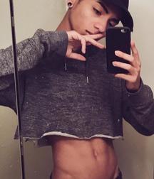 crop tops 2 5dbf7c9ee0d79.jpg