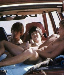 nude with friends 5dcc3758ac6e1.jpg