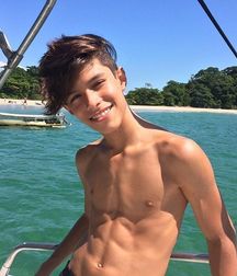 aquaboys 5dcc394c96d4f.jpg