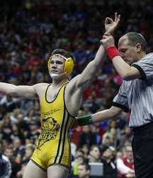 champion bulges 5dd7f3e0d7a10.jpg