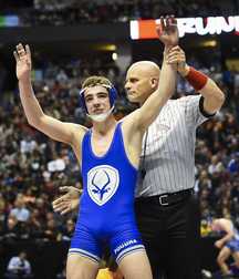 champion bulges 5dd7f3e9cc0d4.jpg