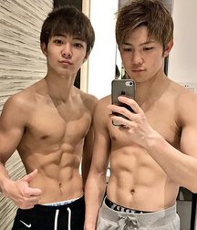 shirtless 5dd7f5a5a238d.jpg