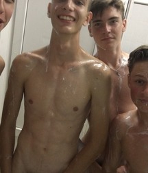 shirtless 5dd7f5a6777ed.jpg