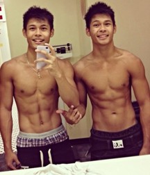 shirtless 5dd7f5b57fe99.jpg