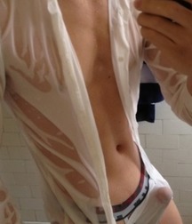 skimpy 5de31a590f81b.jpg
