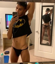 skimpy 5de31a6773fbf.jpg