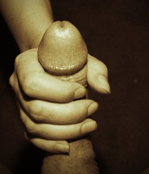 gripping 5dff9a14b6371.jpg