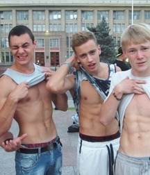 shirtlifters 5e03954b1810b.jpg