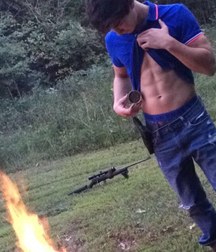 shirtlifters 5e0395502f6bc.jpg