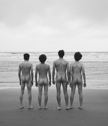 aquabutts 5e0a3f736c115.jpg