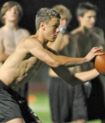 a troup of twinks 5e0e08d02caa1.jpg
