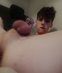 full-framed hung boy dick porn 5e1608ee9a453.jpg