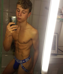 twinkie self pics 5e1f471255633.jpg