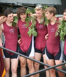 straight bulging athletes boys 5e21cf46d258f.jpg