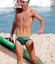 straight bulging athletes boys 5e21cf5f2c039.jpg