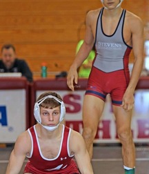 red wrestlers straight boys 5e21d9362bbfa.jpg