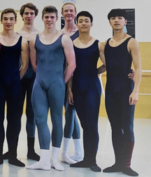 titans in tights 5e2462e3ad90a.jpg