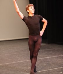 titans in tights 5e2462ffb5dc9.jpg