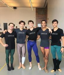 titans in tights 5e2463084ca0b.jpg