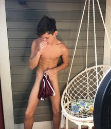 keeping privates private twinks 5e2882d8628c3.jpg