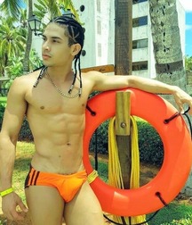shirtless gay favs 5e31ce04d6560.jpg