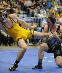 yellow singlets  5e324024c6342.jpg