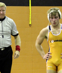 yellow singlets  5e32402f4819c.jpg