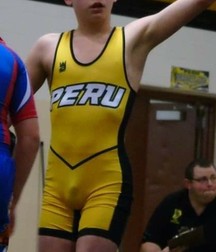 yellow singlets  5e324032827ab.jpg