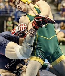 sporting green - athletic hunk twinks  5e3d6b70c9ae3.jpg