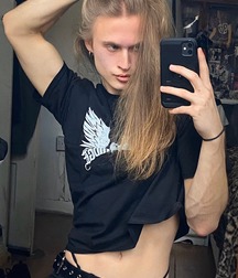 longhaired loving cute twink boys 5e528a20e5660.jpg