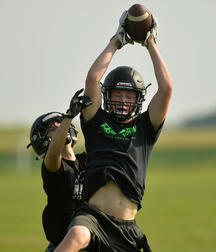 football twinks 5e568f2ac9395.jpg