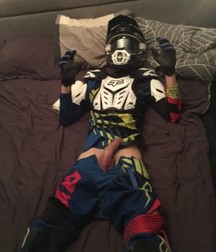 gear fetish 5e6ab7fc4adb0.jpg