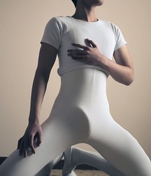 more visons in white 5e6ab92e1aa09.jpg