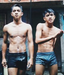 shirtless straight bros porn 5e6ce49b86163.jpg