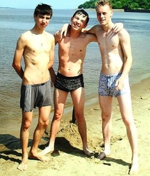 aqua boys 5e7fd49ea04f6.jpg