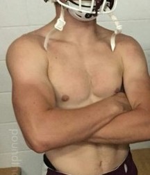 shirtless jocks 5e8533d3a4685.jpg