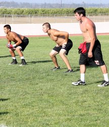 shirtless jocks 5e8533dcd56b3.jpg