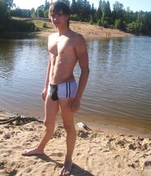 sandy twinks 5e85353be8804.jpg