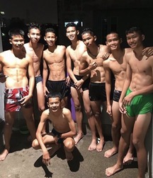 shirtless bros 5e89bfc9c85a7.jpg