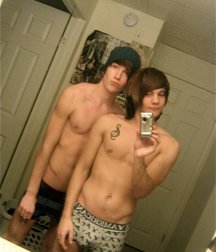 self pics 3 5e8bd4494e140.jpg