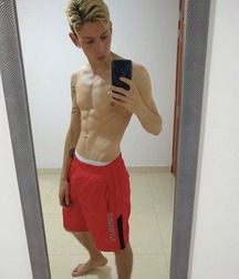 self pics 3 5e8bd459abeb1.jpg