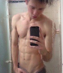 self pics 3 5e8bd45e0af83.jpg